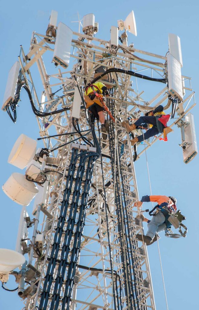 Incident and CR Management solution for a equipment