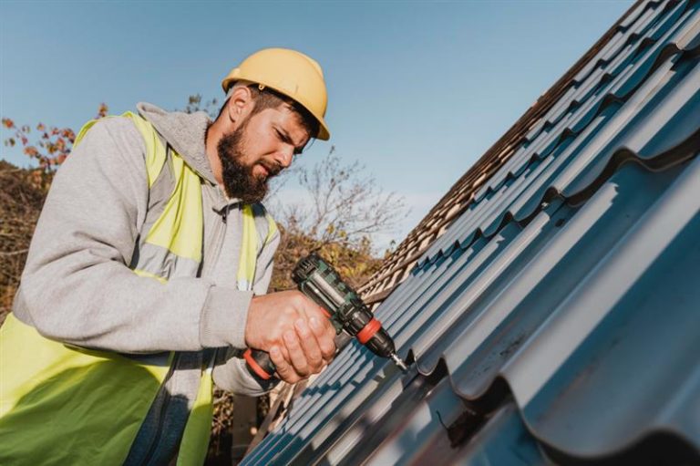 Experience Field Service Efficiency with AI-Powered FSM Nova